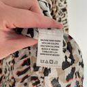 Foxcroft  Wrinkle Free Shaped Fit Tan Beige Cheetah Leopard Cotton Button Down 14 Photo 7