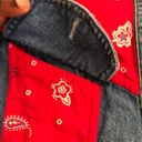 90s Sun River Red blue western cowgirl denim vest jacket with paisley bandana print and pockets #cottagecore #biker #Y2K #streetwear Photo 5