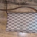 Michael Kors MK Handbag Photo 0