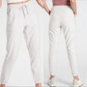 Athleta  Farallon Jogger Pants White Drawstring Loose Fit Tapered Size XS Photo 1