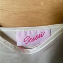 Vintage Sesassi White slip Size M Photo 2