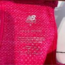 New Balance  Seamless Strappy Tank Top. Size Small. Photo 2