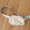 Lululemon Crossbody Fanny Pack Large Photo 0