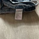 American Eagle  Mom Jean Shorts Size 00 Photo 1