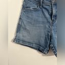 Levi’s Levi Jean Shorts sz 6 |  | Denim Shorts | W28 Photo 3