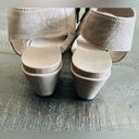 Bueno  Ida Wedge Sandal Metallic Taupe Leather Size 7.5 US, 38 EU Photo 3