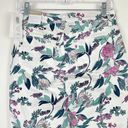 Chico's NWT  Perfect Stretch Girlfriend Slim Capri Jeans Brilliant Blooms Size 2 Photo 8