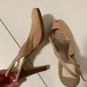 Isaac Mizrahi  tan peep toe heels — size 9.5 Photo 5