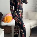 Pretty Little Thing  black floral oriental oversized shirt & wide leg pants set Photo 3