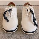 Skechers NWOT- Sketchers GoGolf Ivory with Navy Blue Detail Golf Shoes Size 8 Photo 0