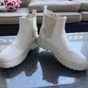 SheIn White Boots Photo 2