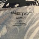 Westport Olive Floral Knotted Hem Tee Photo 3