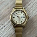 Seiko  Automatic Vintage Ladies Watch Gold Tone Dial Adjustable Bracelet Day Date Photo 3