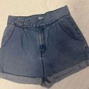 BDG Size 4  Shorts EUC Photo 0