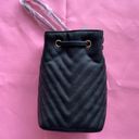 Victoria's Secret NWT  VS V-Quilt Perfume Pouch Photo 3