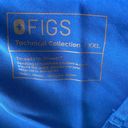 FIGS Catarina One-Pocket Scrub Top Photo 1