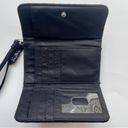 Vera Bradley Quilted Trifold Wallet Wristlet Black EUC Photo 3