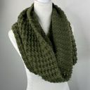 infinity Frenchi  Green Chunky Knit Scarf Photo 2