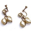 Vintage Pearl earrings dangle drop clip on screw on gold tone dainty classic Photo 0