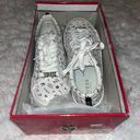 GUESS NWT  white sneakers with patchwork logo Limited Edition Dead Stock Photo 7