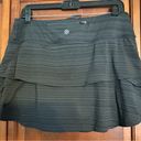 Athleta  dark gray “Swagger” tiered ruffle skort size Large Photo 9