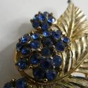 Vintage Flower Leaf Brooch Cluster Pin Blue Rhinestone Jeweled Gold Tone Retro Photo 2