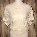 Kirra  CREAM LACE SHORT SLEEVED BLOUSE SMALL Photo 0