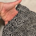 Bcg  Chino shorts Womens Size 4 black and white print geometric modern Photo 3