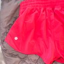 Lululemon Hotty Hot Short 2.5” Photo 2