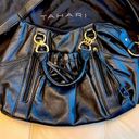 Tahari handbag Photo 0