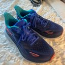 Hoka s Clifton 9 Shoes Photo 0