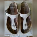 Birkenstock White thong buckle sandals for women, size 9 Photo 1