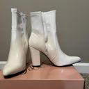 Wild Pair High Heel White Boots Photo 0