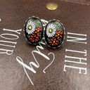 Daisy Vintage 1970s Black White  Red Floral Cabochon Stainless Steel Earrings Photo 6