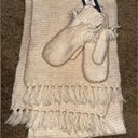 Universal Threads NWT Oversized Knit Chunky Scarf and Fleece lined Mitten Set - Winter Outerwear Photo 0