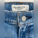 Abercrombie & Fitch 90’s Relaxed High Rise Jeans Size 29/8 Photo 1