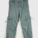 DKNY Vintage Y2K  Pure Sage Green Mid Rise Cargo Capri Pants Size 4 Photo 2