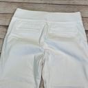 st. john's bay White Crop Capri Pants. Stretchy material. Faux pockets. Comfy waistband.  16” waist 11” rise 23” inseam Photo 6