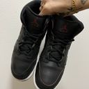 Jordan Air  1 Retro Mid GS ‘Black Gym Red’ Photo 2