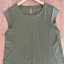 Lucy Activewear Lucy Effortless Ease Top in Rich Olive Green Size Small Photo 2