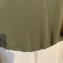 Edge Wilfred Lettuce  Curved Hem Long Sleeve Sage Green T-shirt Photo 4