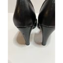 Anne Klein  black 3 1/2" heel pumps with white flower trim Excellent  D'Orsay Photo 2