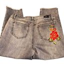 EARL JEANS Cropped raw hem floral embroidered boho medium wash distressed jeans. Size 10 Photo 2