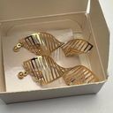 Avon Spiral Motion Gold Tone Dangle Drop Pierced Earrings NWT In Box Photo 3