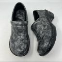 Born concept B.O.C.  Peggy Faux Vegan Leather Croc Embossed Comfort Clog Photo 4