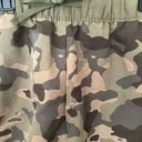 The North Face NWT  Class V Short Burnt Olive Green Ponderosa Camo - L Photo 5