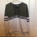 Justify Women’s size small Sweatshirt olive green and off white Photo 1