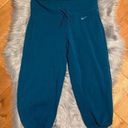 Nike  Dri-Fit JUST DO IT Capri Sweats Pants Size Small Photo 0