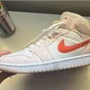 Nike Women’s Air Jordan 1 Mid Photo 0