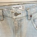 Abercrombie & Fitch Abercrombie 90’s Straight Ultra High Rise Carpenter Jean Size 27/4R Light Blue Photo 3